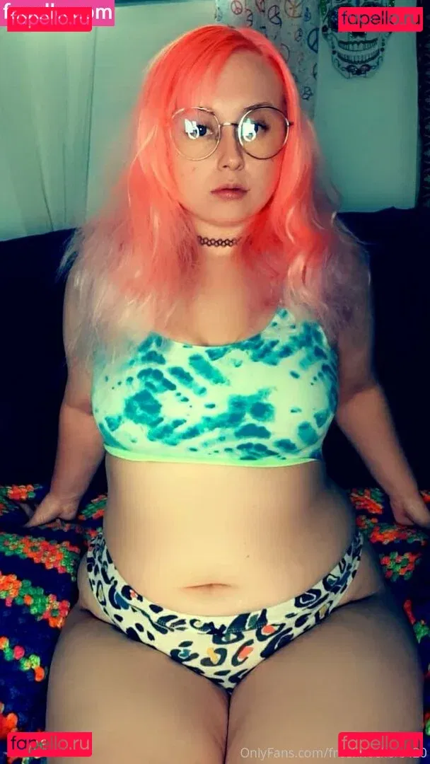 freeknockers420 Onlyfans Photo Gallery 