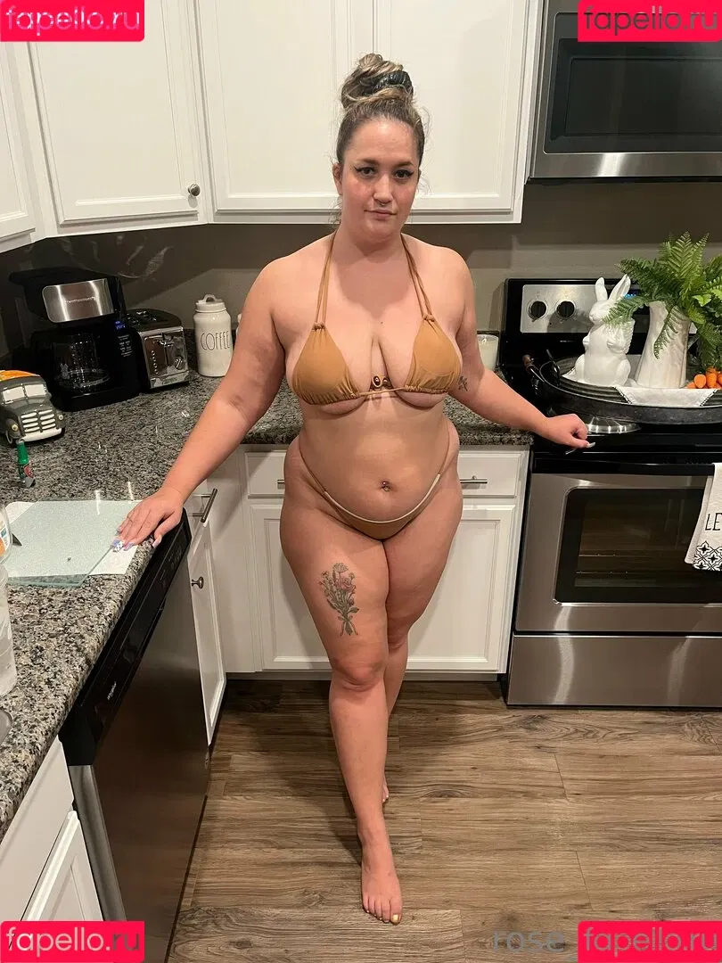 rose_la_reine Onlyfans Photo Gallery 