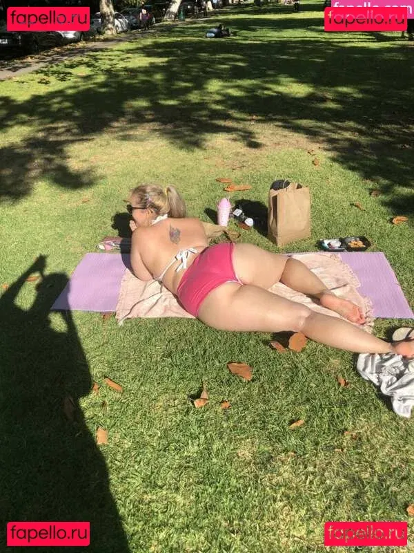 rose_la_reine Onlyfans Photo Gallery 