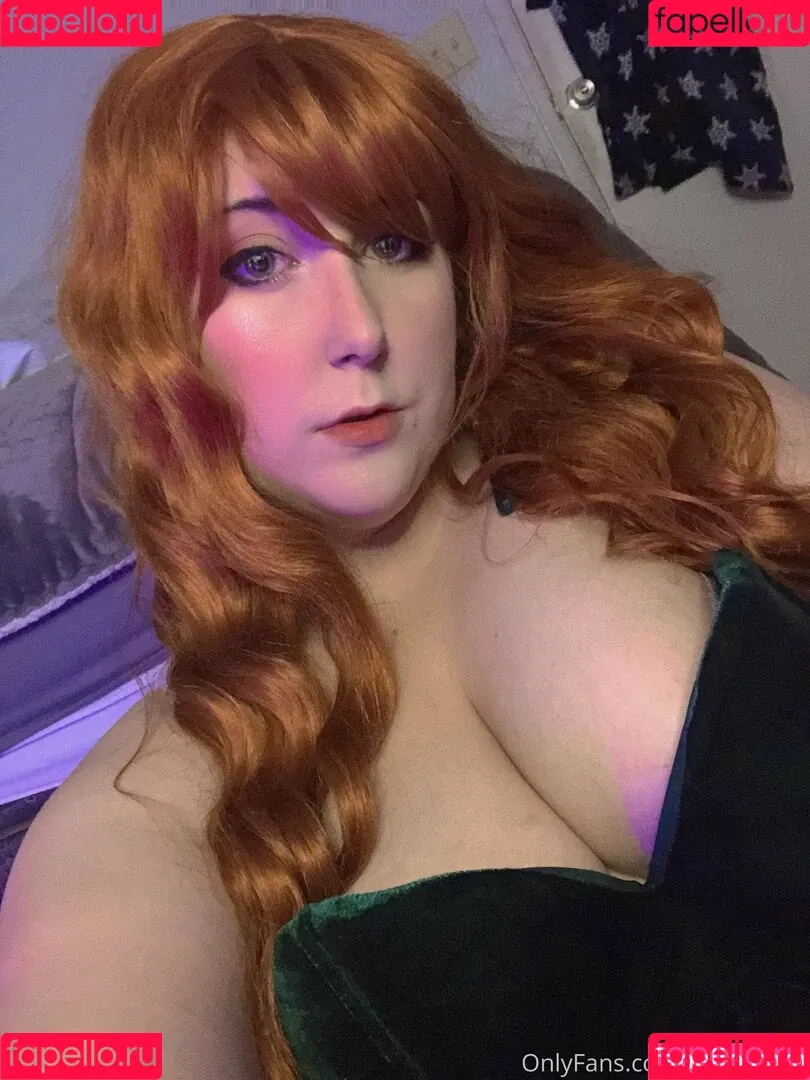 uwutaycos Onlyfans Photo Gallery 