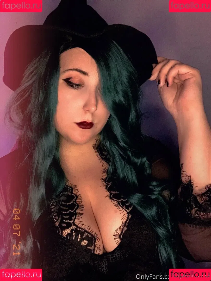 uwutaycos Onlyfans Photo Gallery 
