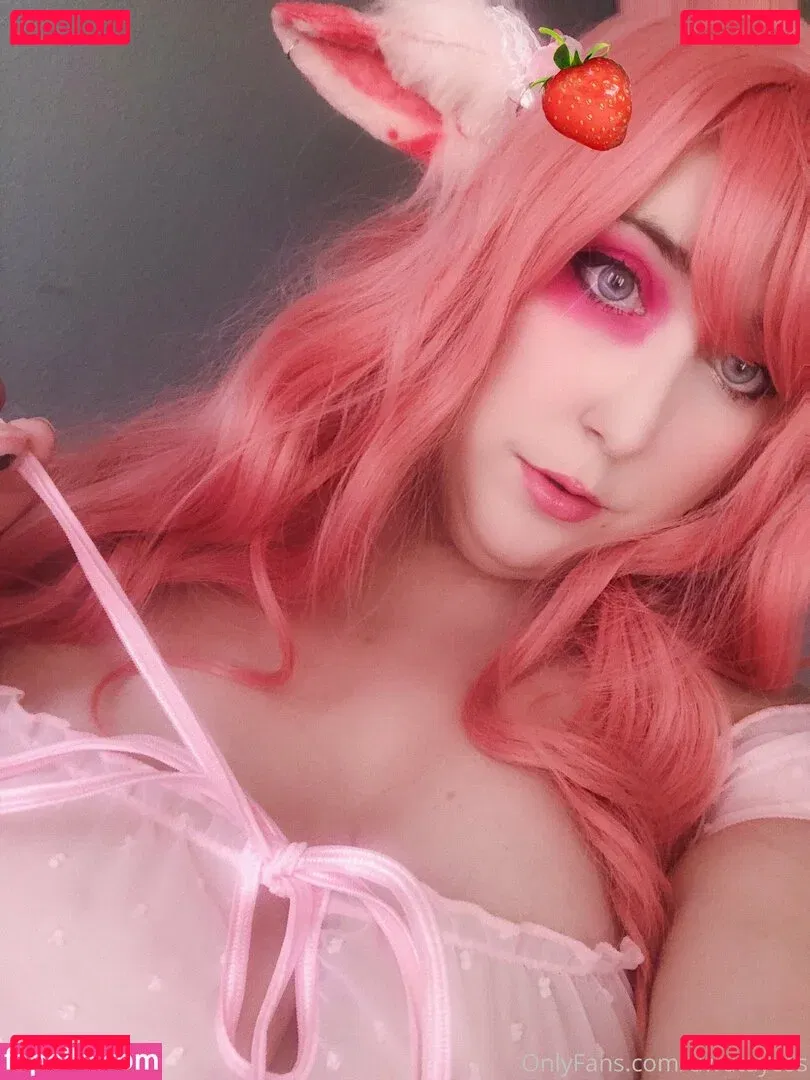 uwutaycos Onlyfans Photo Gallery 