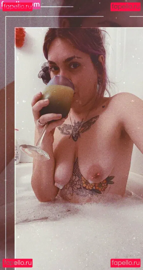 thatkitten2 Onlyfans Photo Gallery 