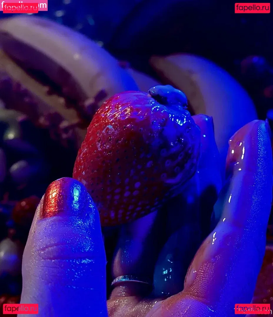 thatkitten2 Onlyfans Photo Gallery 