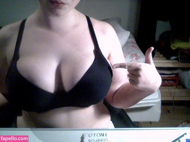 Otoni Ogni Onlyfans Photo Gallery 