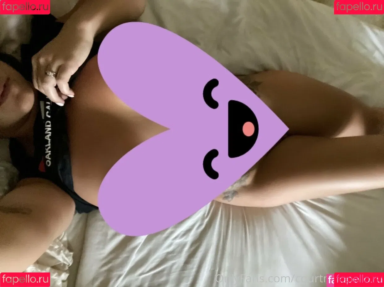 CourtneyTillia Onlyfans Photo Gallery 