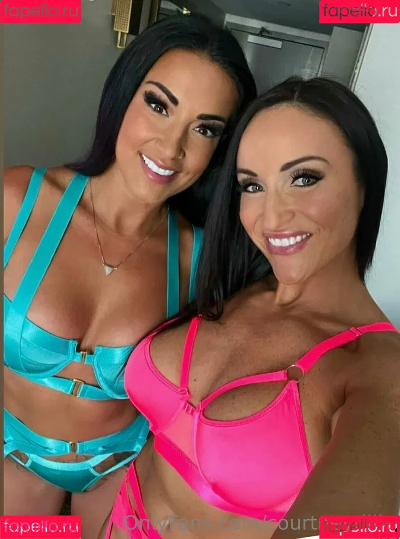 CourtneyTillia Onlyfans Photo Gallery 