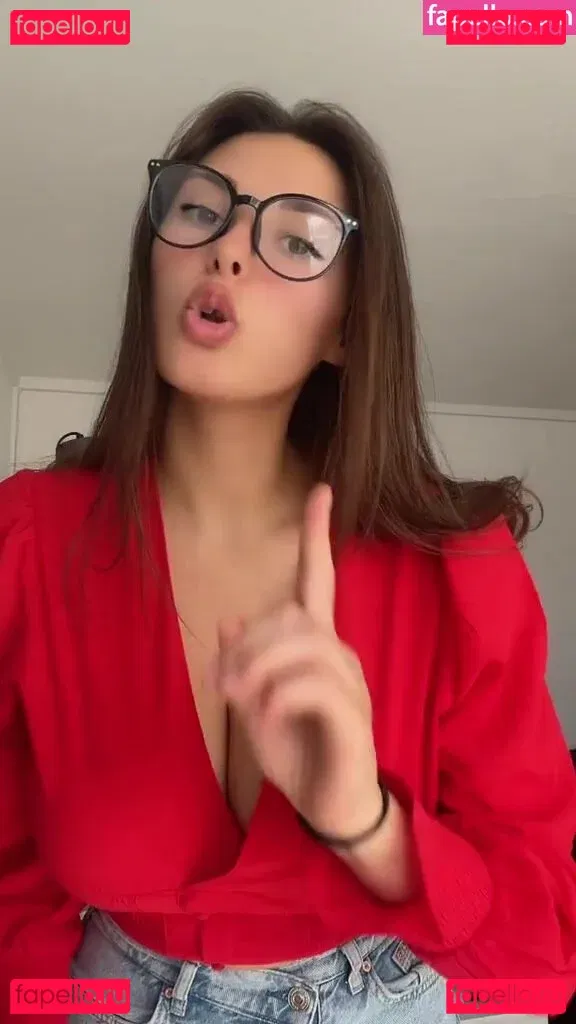 Clarisse Dupont Onlyfans Photo Gallery 