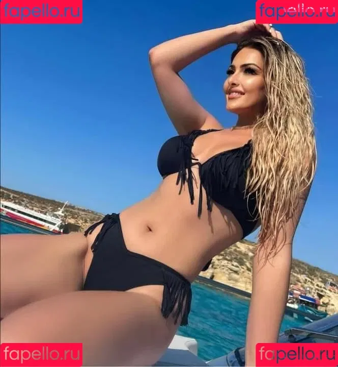 Maltese Girls Onlyfans Photo Gallery 