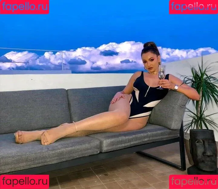 Maltese Girls Onlyfans Photo Gallery 