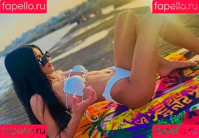 Maltese Girls Onlyfans Photo Gallery 
