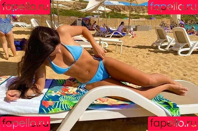 Maltese Girls Onlyfans Photo Gallery 
