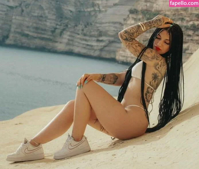 Maltese Girls Onlyfans Photo Gallery 