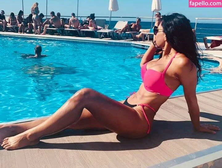 Maltese Girls Onlyfans Photo Gallery 