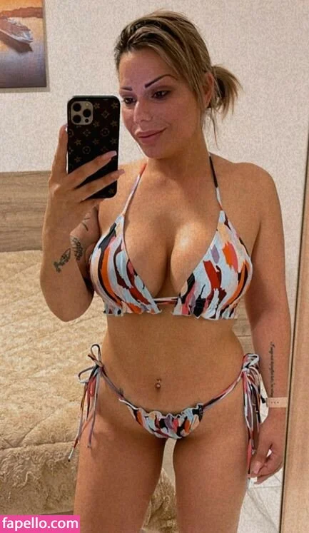 Maltese Girls Onlyfans Photo Gallery 