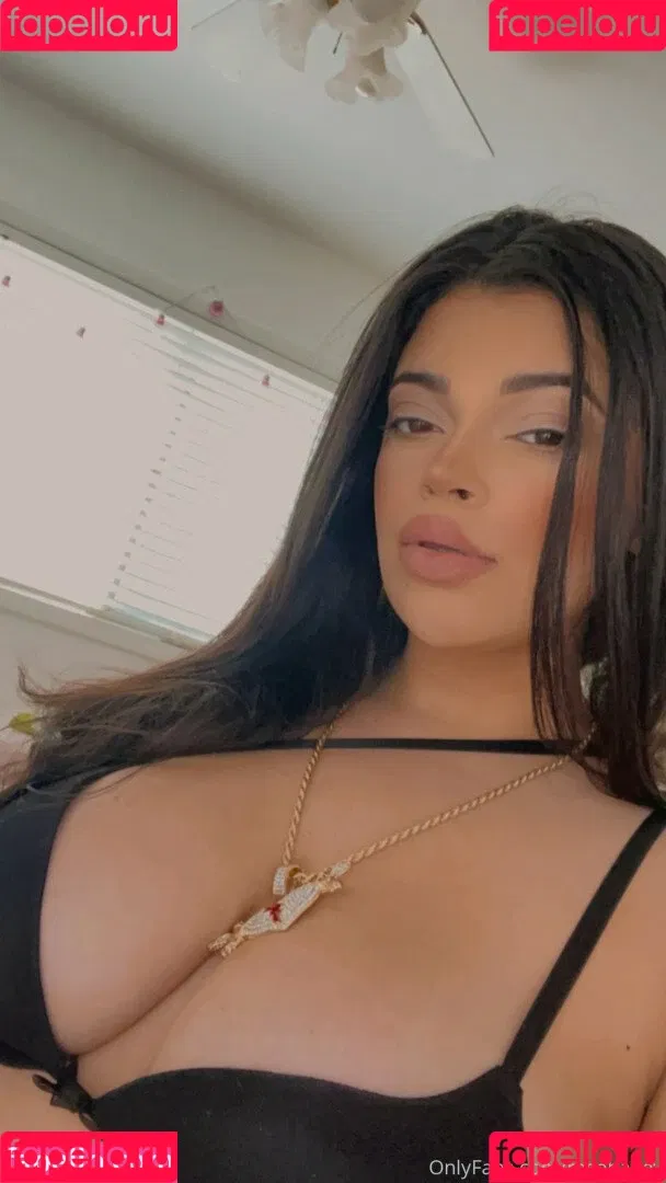 Rosebabey Onlyfans Photo Gallery 
