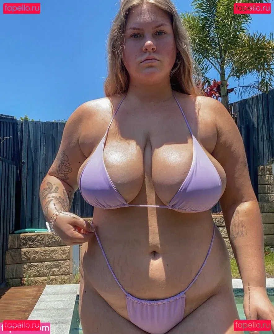 chynna Onlyfans Photo Gallery 