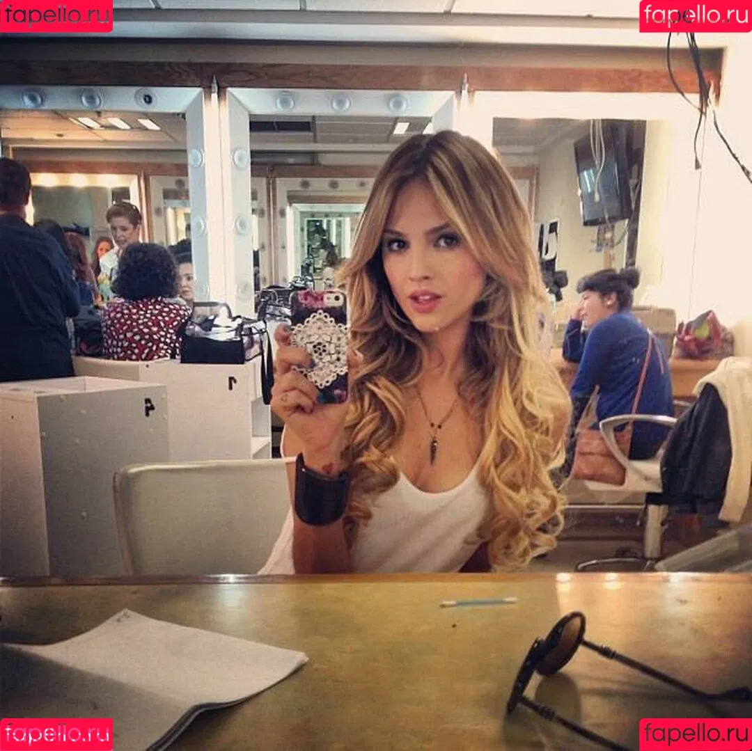 Eiza Gonzalez Onlyfans Photo Gallery 