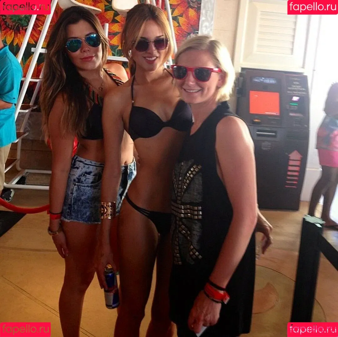 Eiza Gonzalez Onlyfans Photo Gallery 