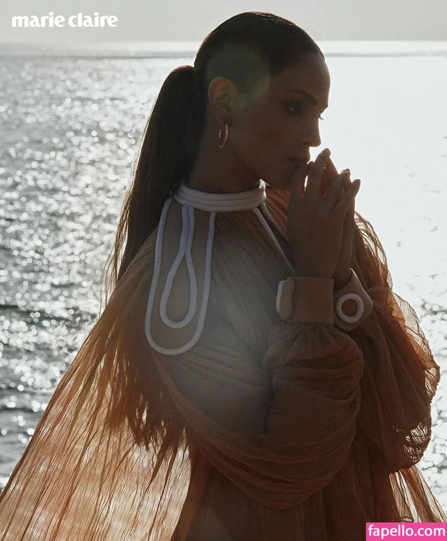 Eiza Gonzalez Onlyfans Photo Gallery 