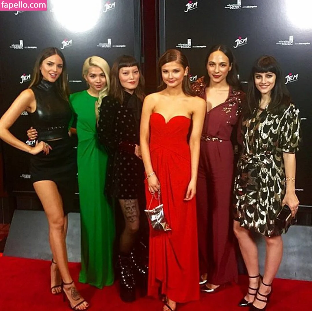 Eiza Gonzalez Onlyfans Photo Gallery 