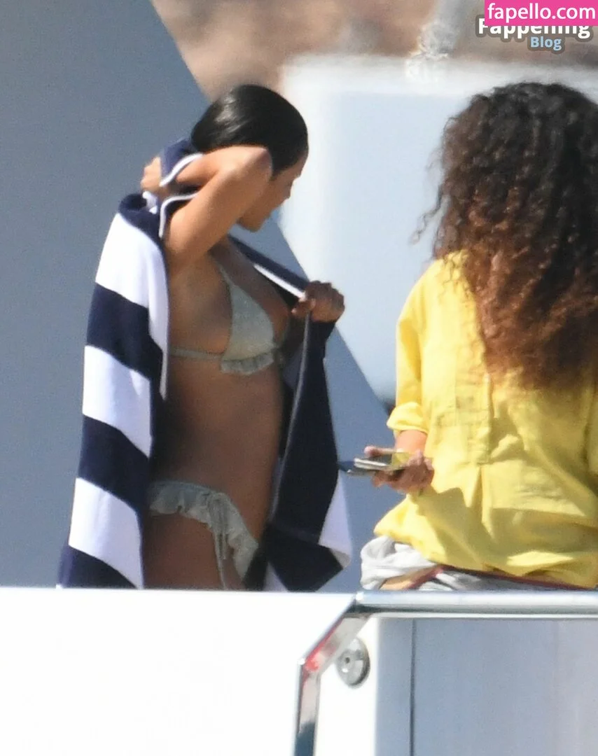 Eiza Gonzalez Onlyfans Photo Gallery 