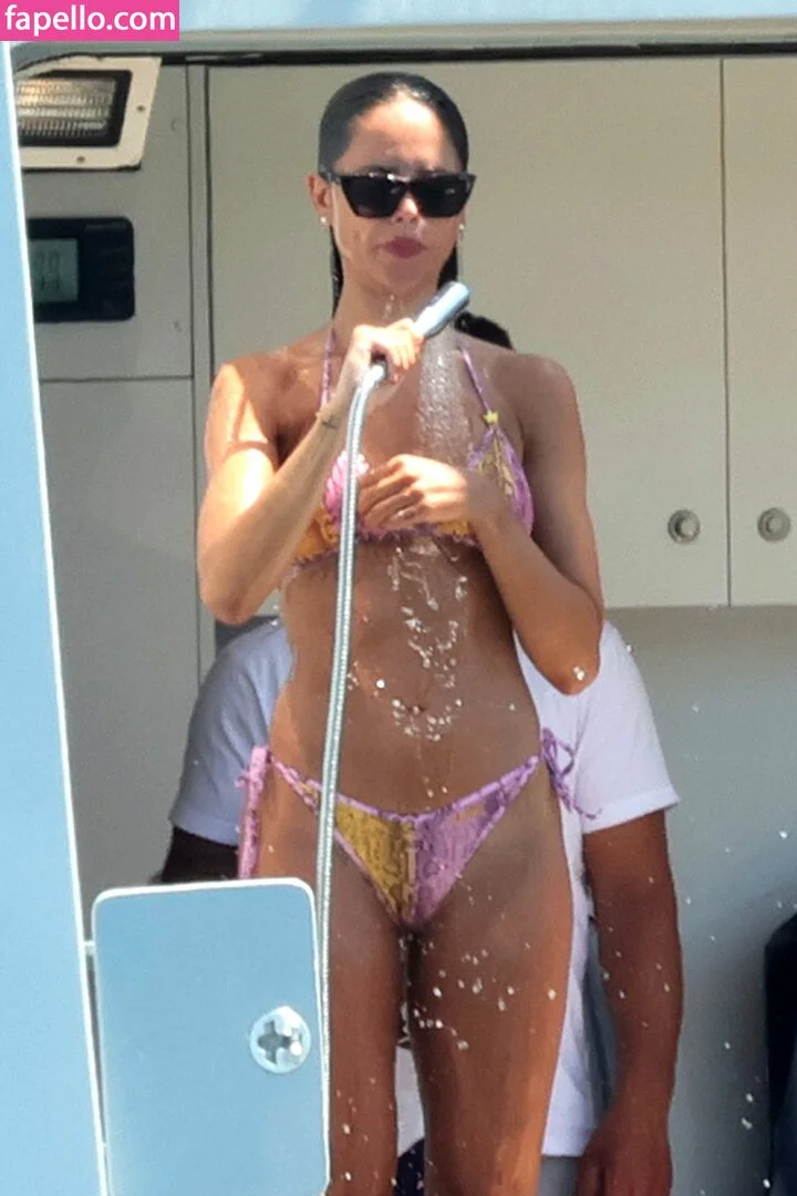 Eiza Gonzalez Onlyfans Photo Gallery 