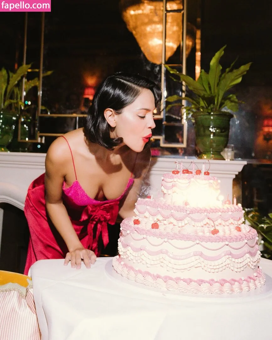 Eiza Gonzalez Onlyfans Photo Gallery 