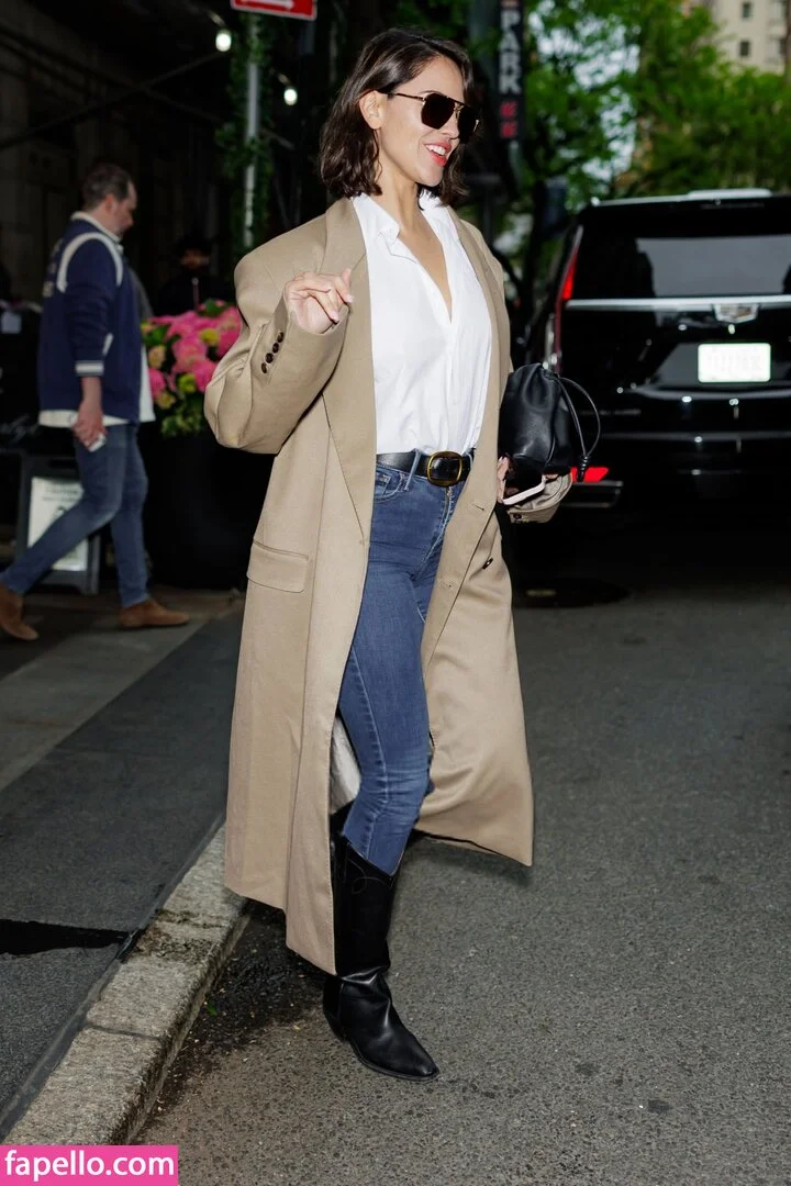 Eiza Gonzalez Onlyfans Photo Gallery 