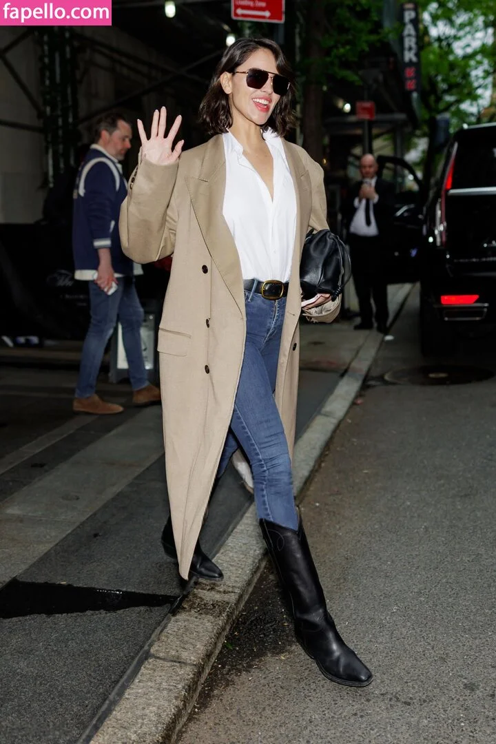 Eiza Gonzalez Onlyfans Photo Gallery 