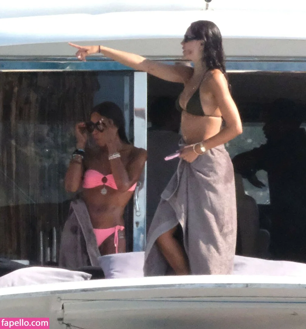 Eiza Gonzalez Onlyfans Photo Gallery 