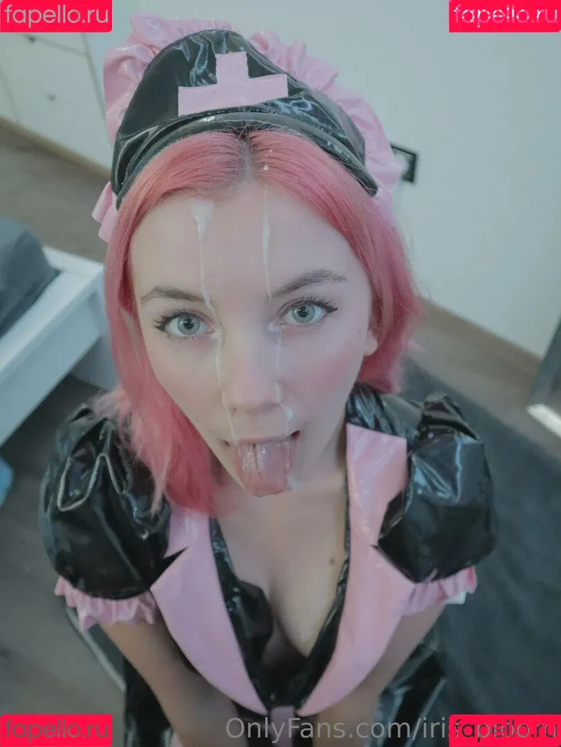 Iris Bloom Onlyfans Photo Gallery 