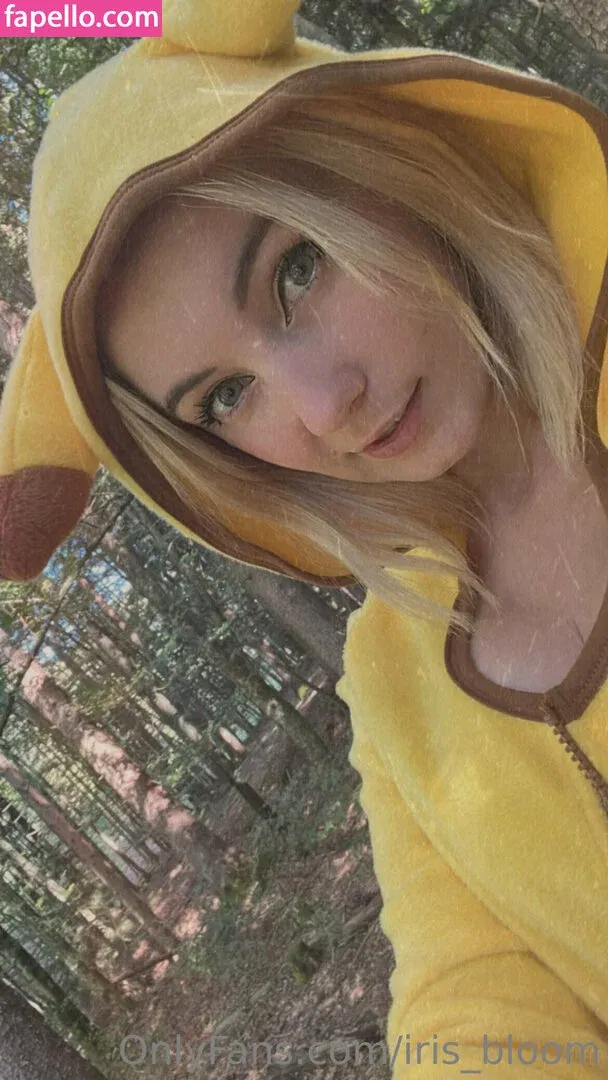 Iris Bloom Onlyfans Photo Gallery 