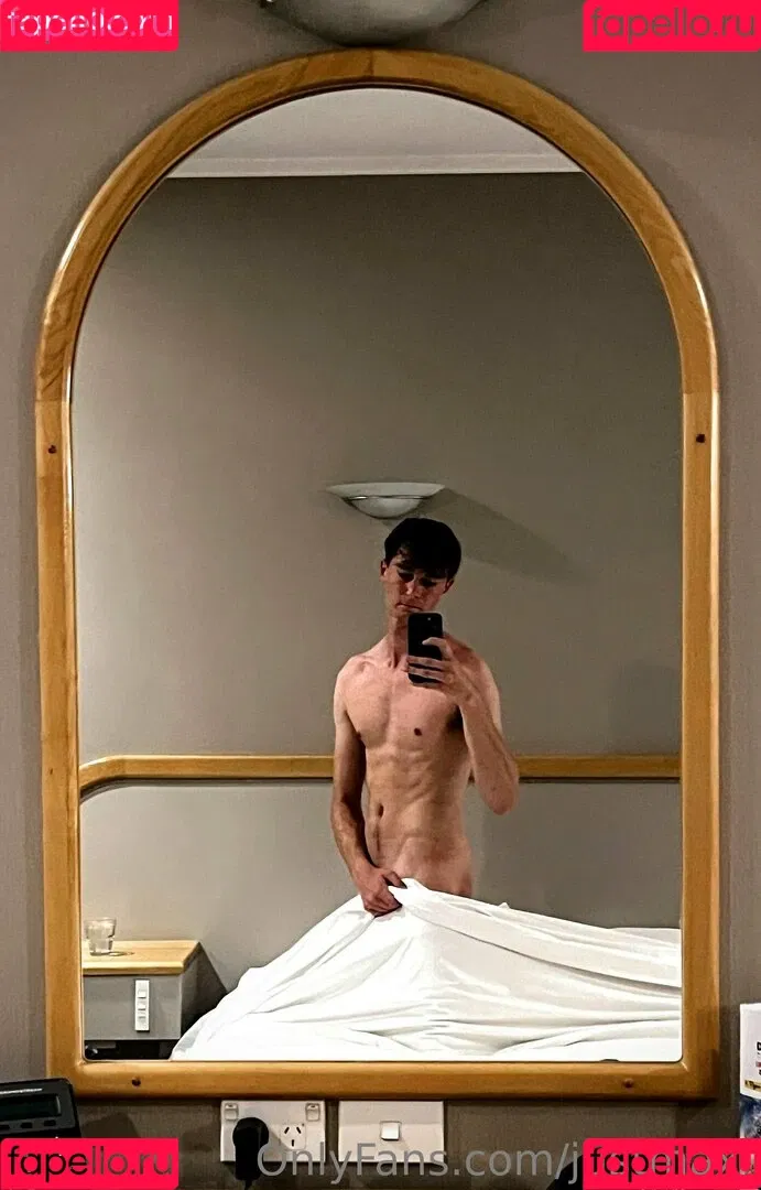 justmax- Onlyfans Photo Gallery 