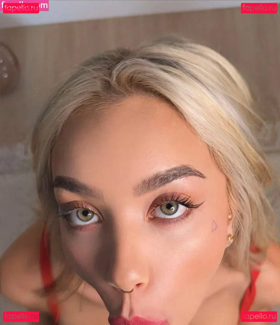 Ella Baig Onlyfans Photo Gallery 