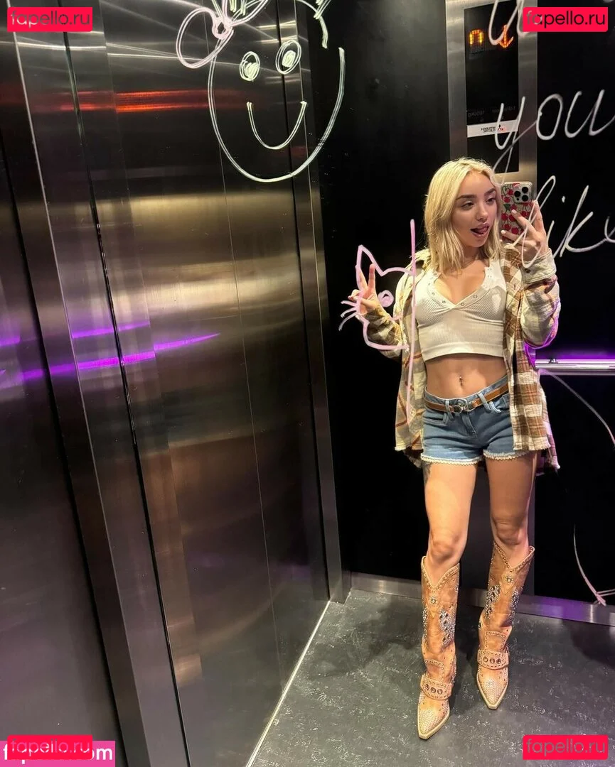 Ella Baig Onlyfans Photo Gallery 