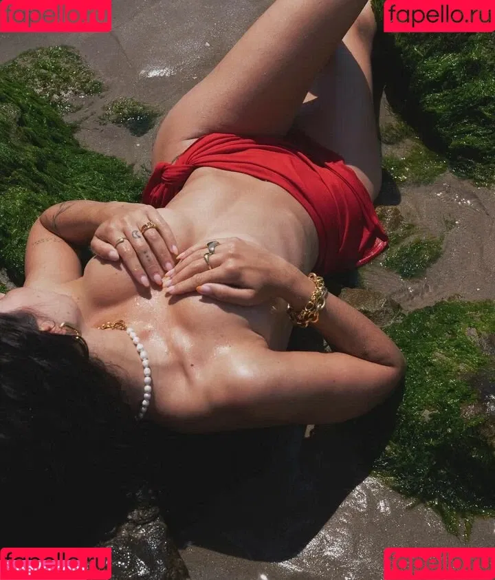 Sara Llamas Onlyfans Photo Gallery 