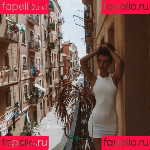 Sara Llamas Onlyfans Photo Gallery 