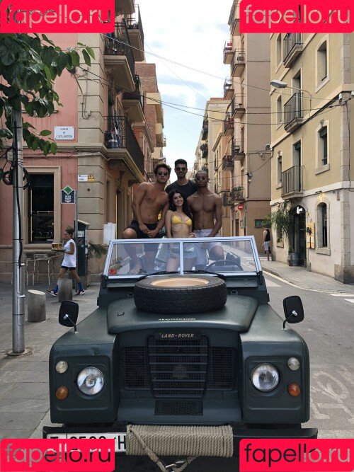 Sara Llamas Onlyfans Photo Gallery 