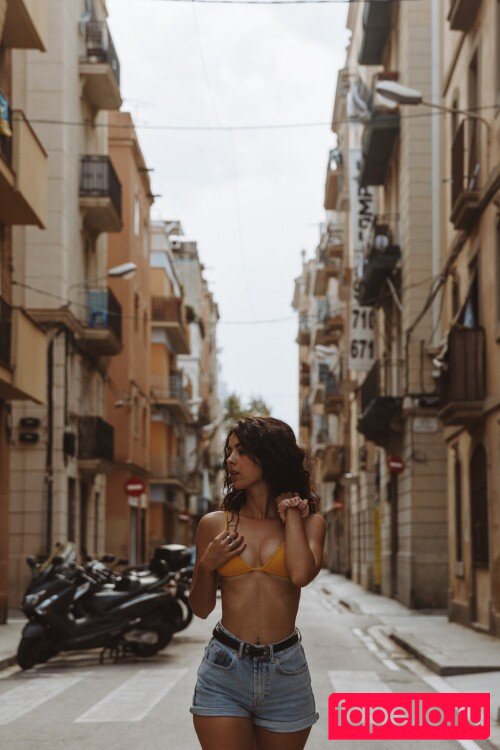 Sara Llamas Nude Onlyfans Photo 17