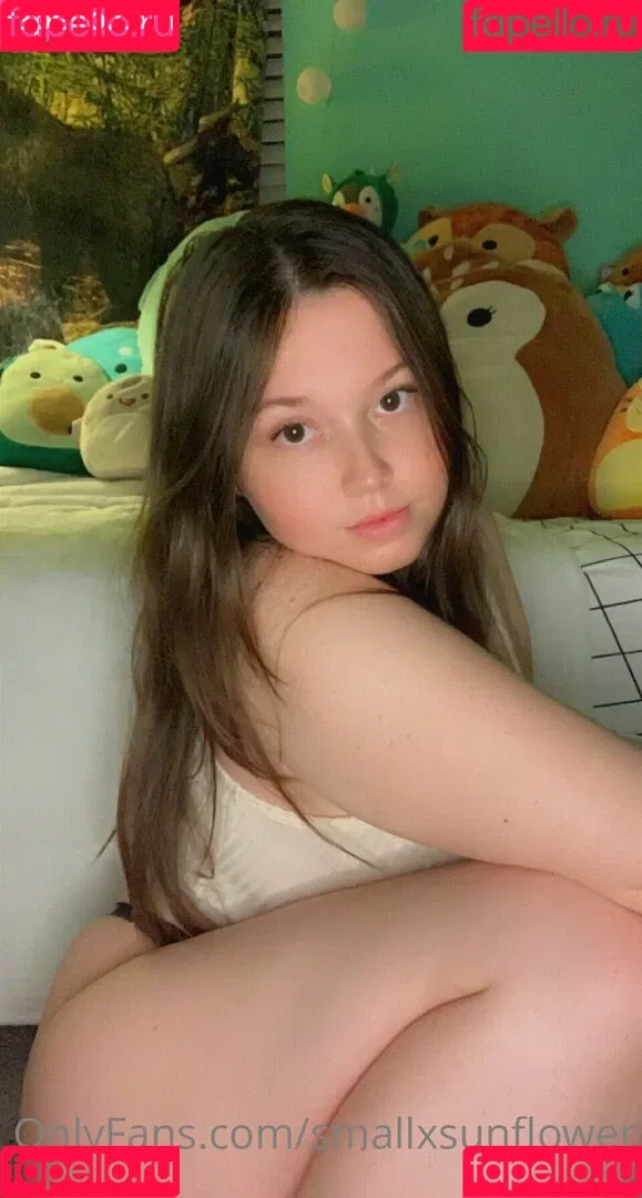 smallxsunflower Onlyfans Photo Gallery 