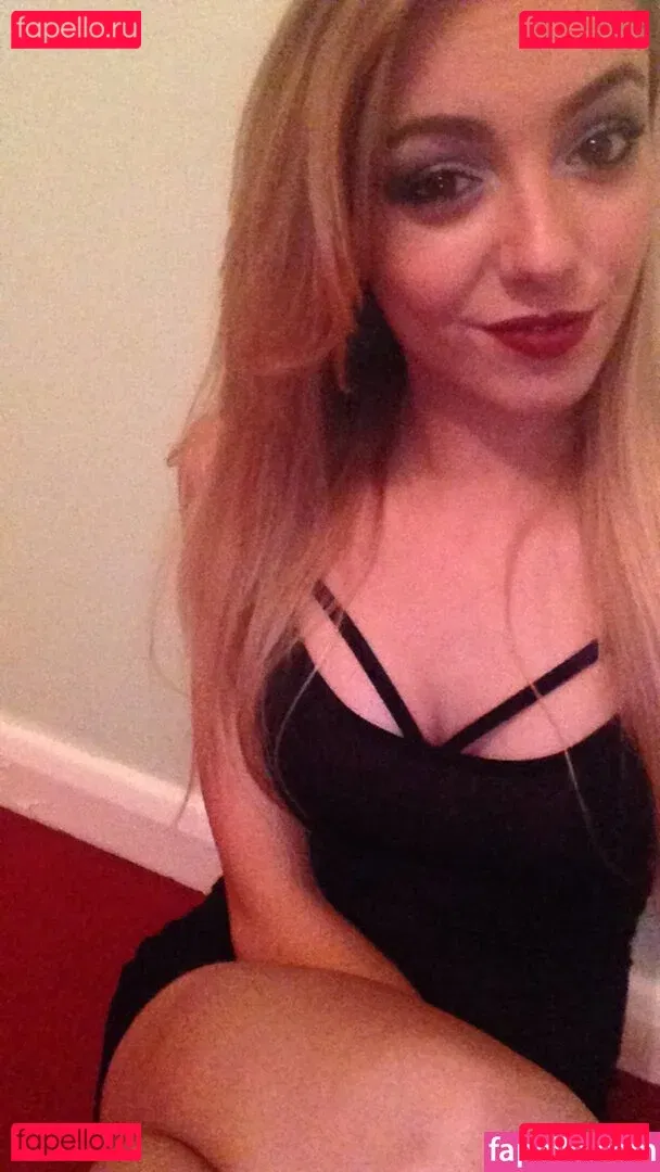 Katherine B Onlyfans Photo Gallery 