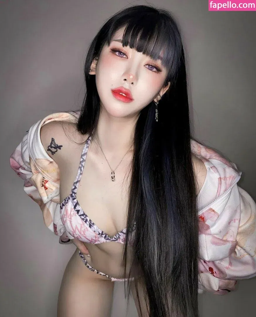 Naughty Rabbit Onlyfans Photo Gallery 