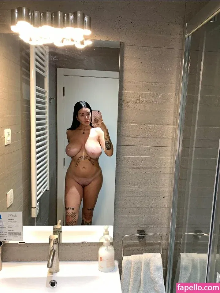 LydiaGhost Onlyfans Photo Gallery 