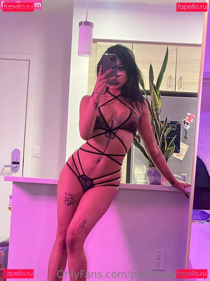 PaintJunkHunny Onlyfans Photo Gallery 
