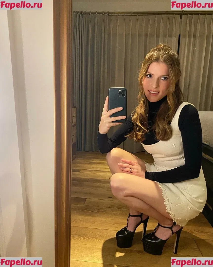 Anna Kendrick Onlyfans Photo Gallery 