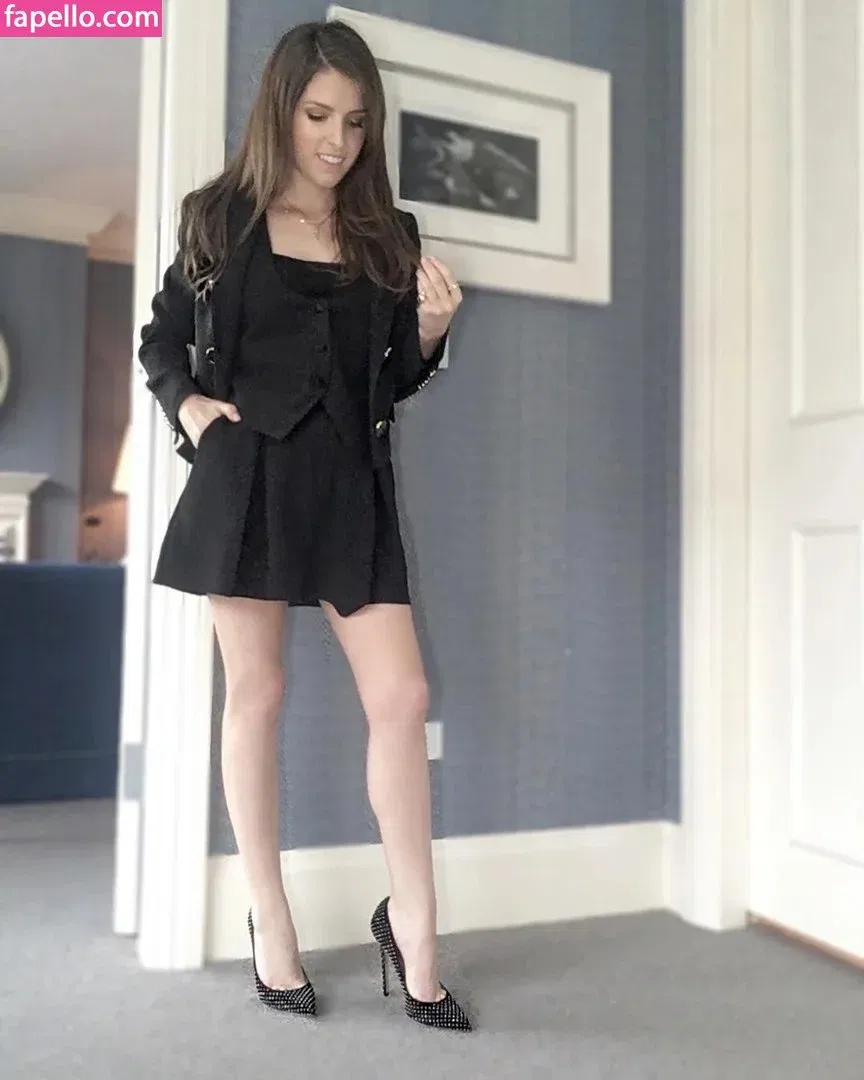 Anna Kendrick Onlyfans Photo Gallery 