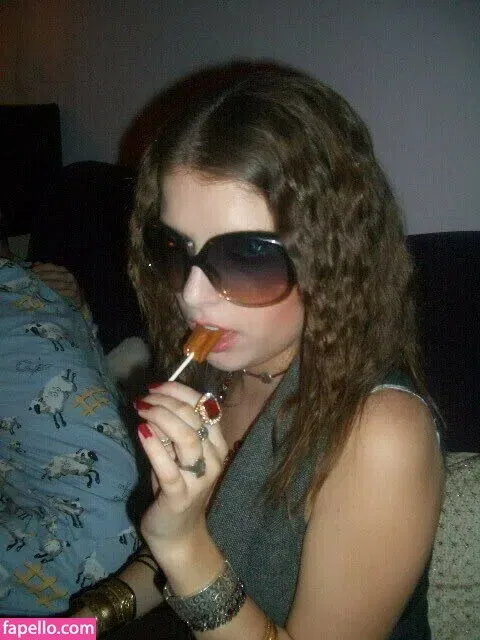 Anna Kendrick Onlyfans Photo Gallery 