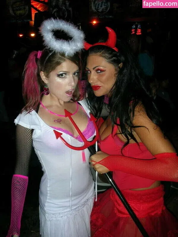 Anna Kendrick Onlyfans Photo Gallery 