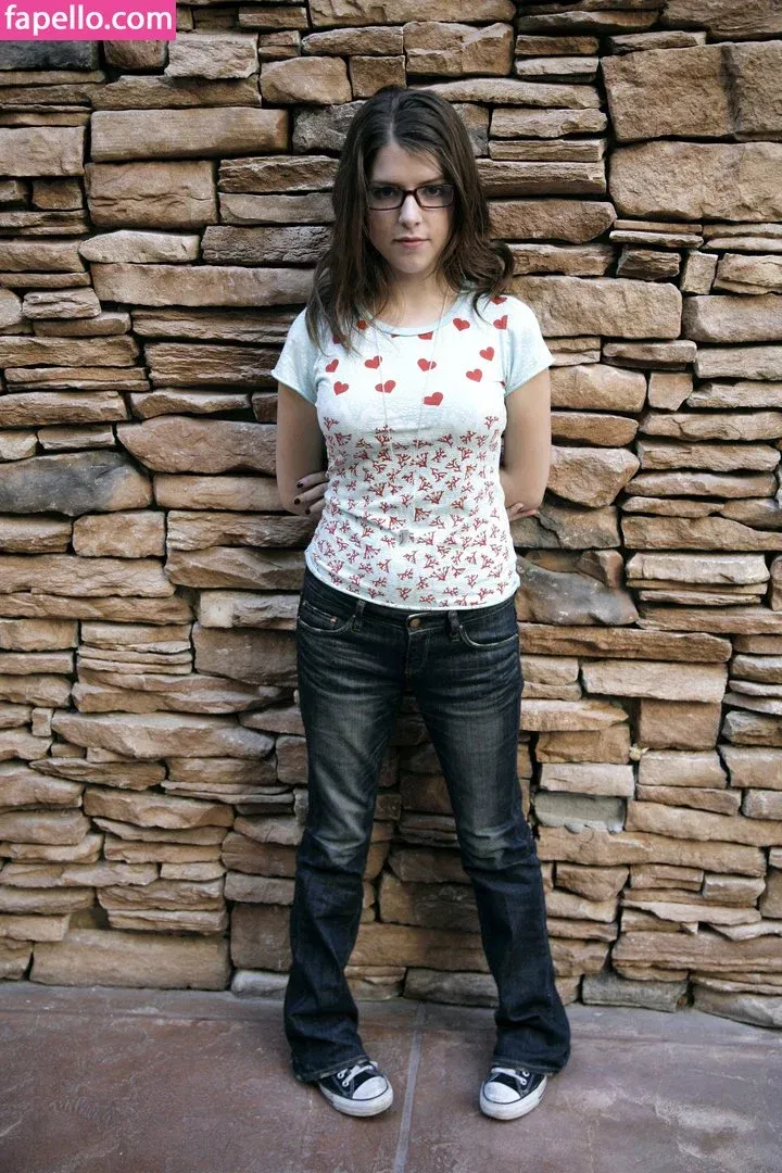 Anna Kendrick Onlyfans Photo Gallery 